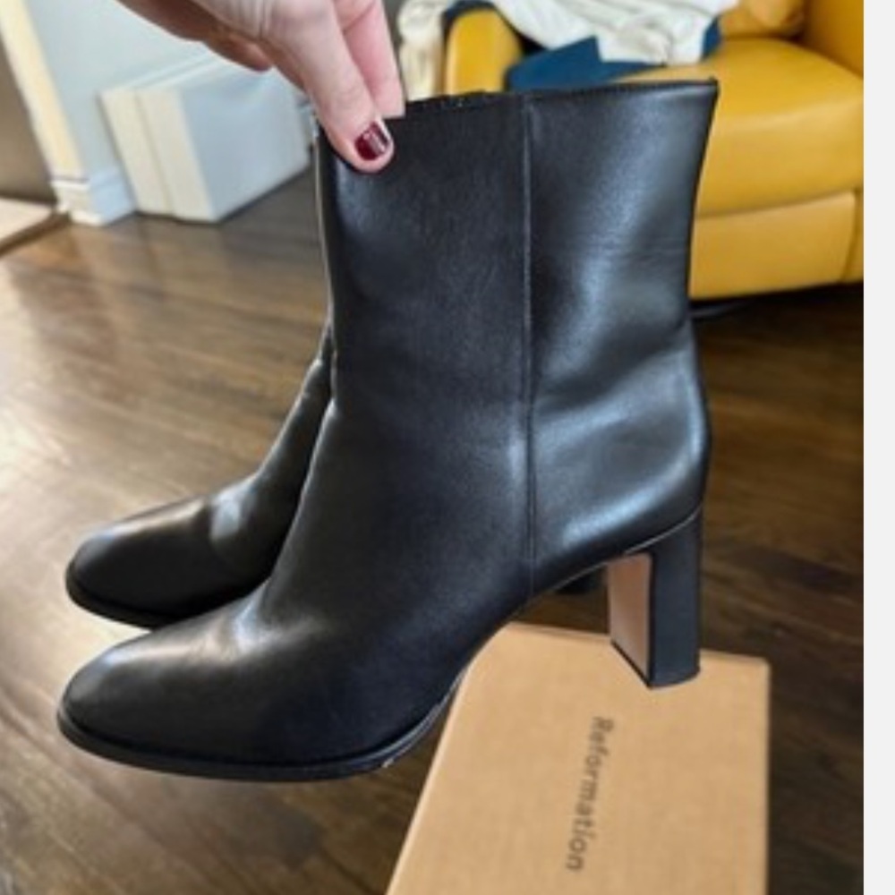 Reformation Gillian Leather Ankle Boot sz 10